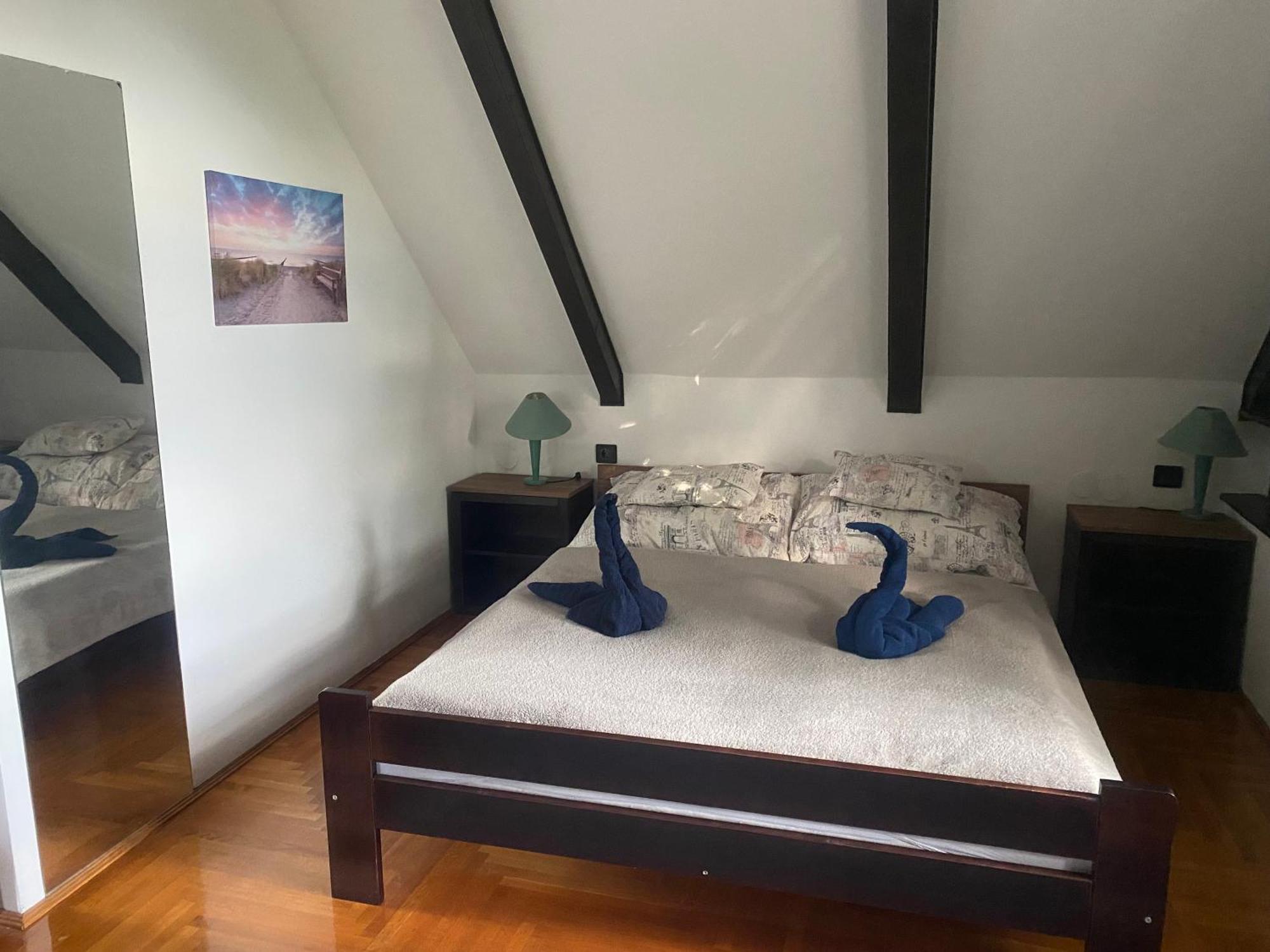 Echo Apartman Tihany Bagian luar foto
